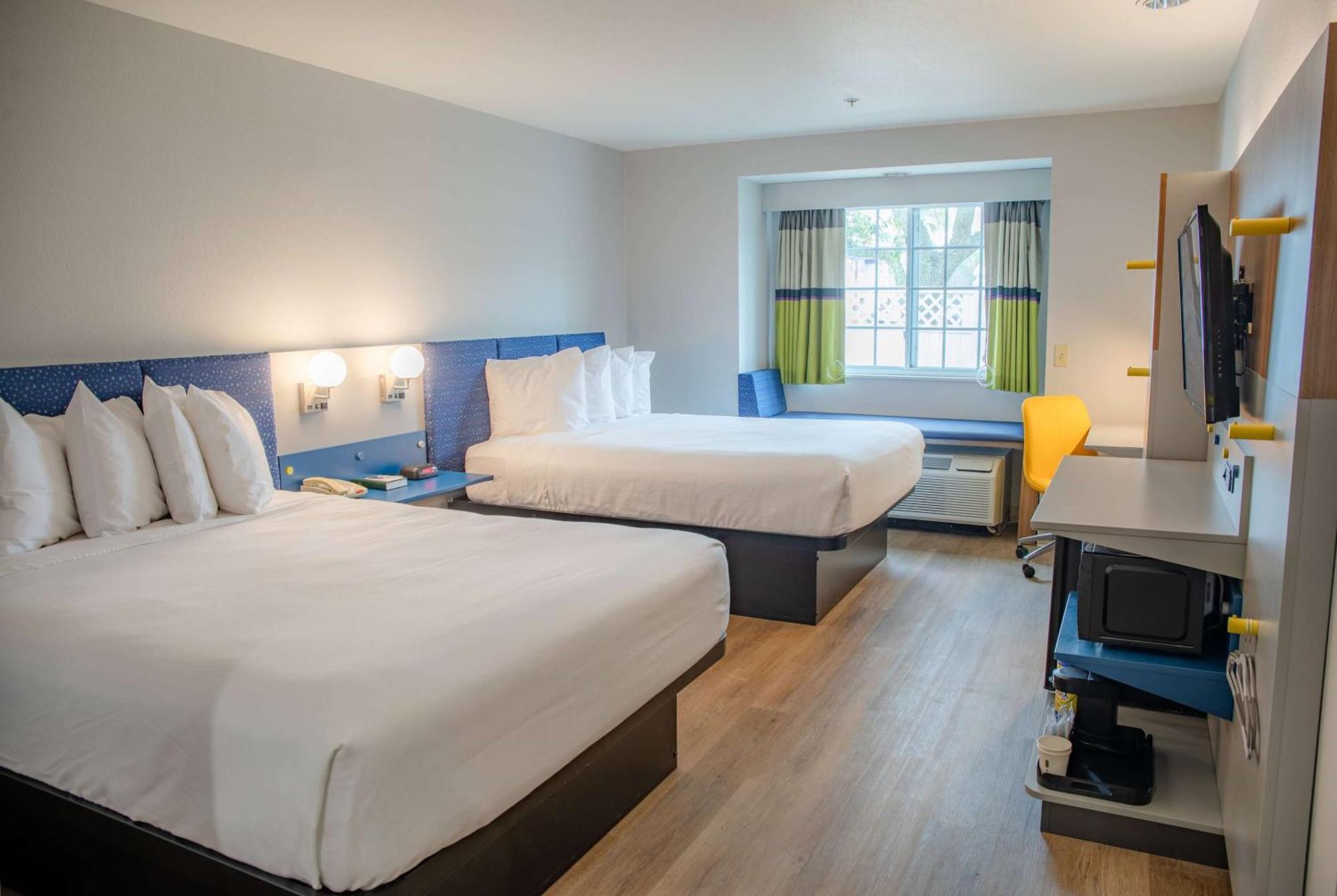 Microtel Inn & Suites By Wyndham Kingsland Naval Base I-95 Exterior foto
